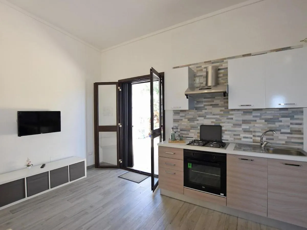 Holiday Home With Private Pool, Florida Floridia
